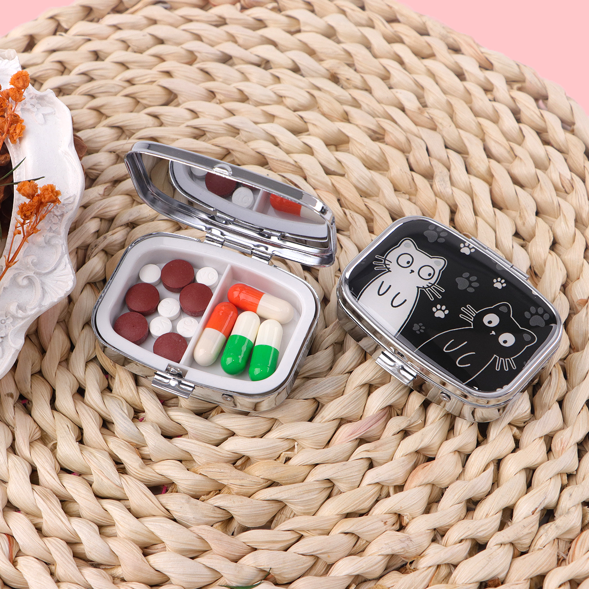 Cartoon Black And White Cat Tr – Travel Accessories In Japan recenzja i cena